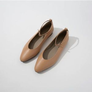 Redden Beige Love Flat